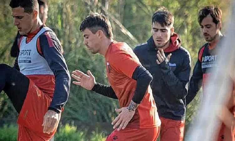 Colón: los citados para enfrentar a Huracán