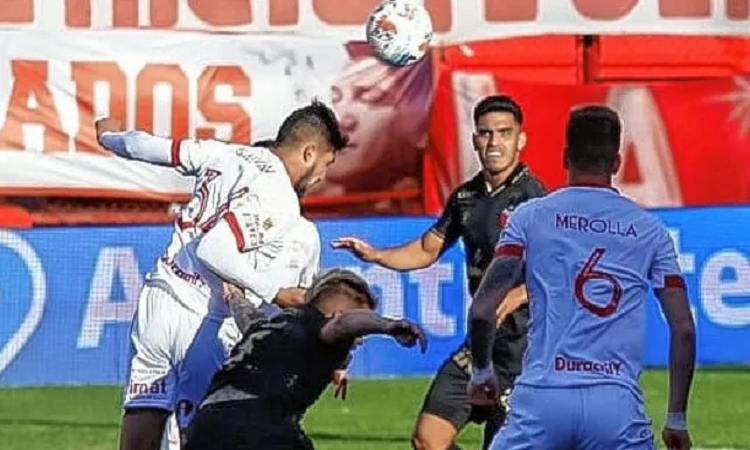 Colón empató con Huracán 1 a 1, los árbitros incidieron en el resultado