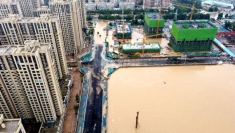 Ya son más de 70 los muertos por las inundaciones en Henan