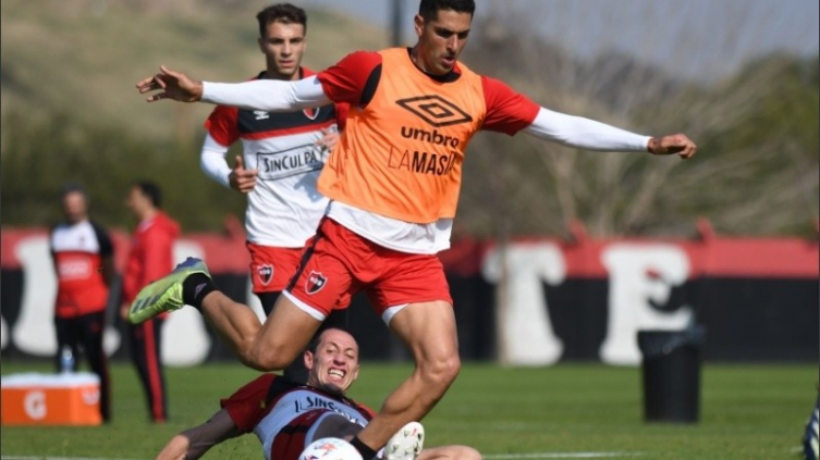 Gamboa empieza a definir el once que ante Rosario Central