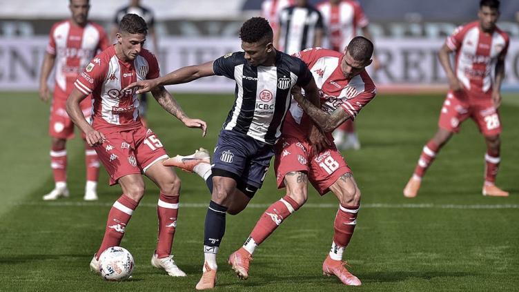 Talleres venció a Unión en Santa Fe 