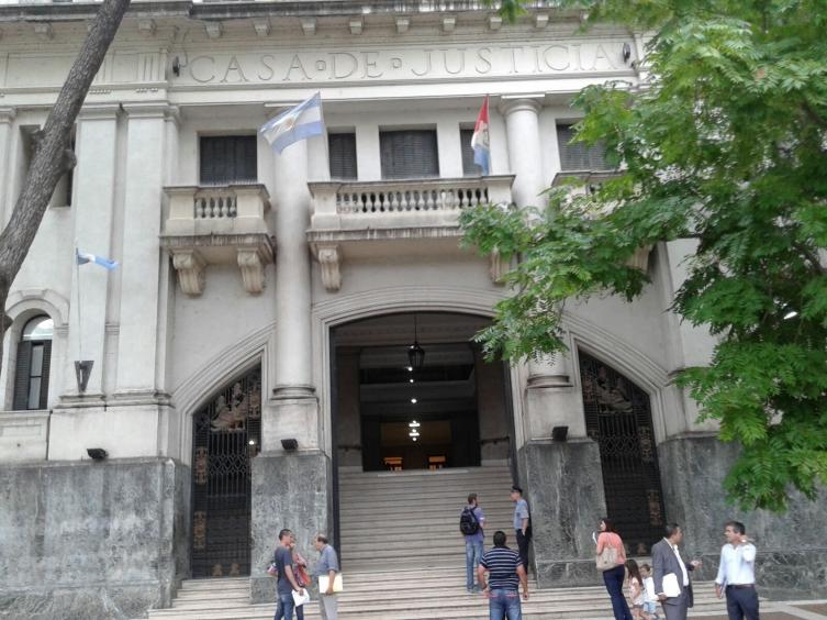 Movilización para exigir que se acepte la denuncia conta el juez Mingarini