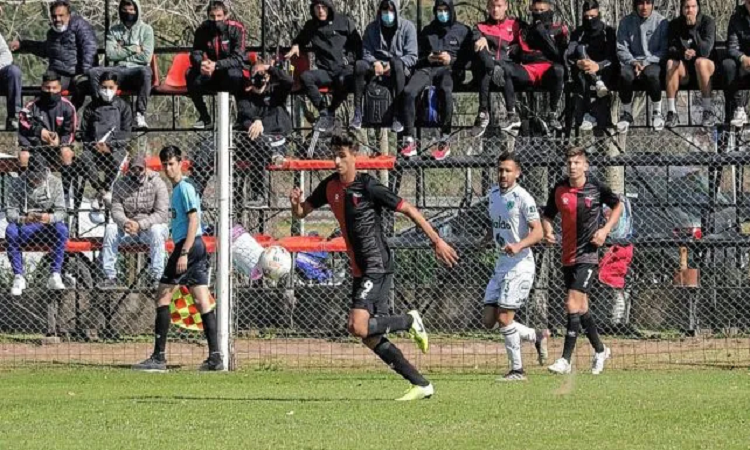 Colón es el único puntero del Torneo de Reserva