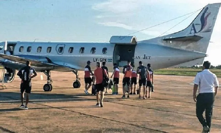 Unión viaja en avión para enfrentar a Godoy Cruz
