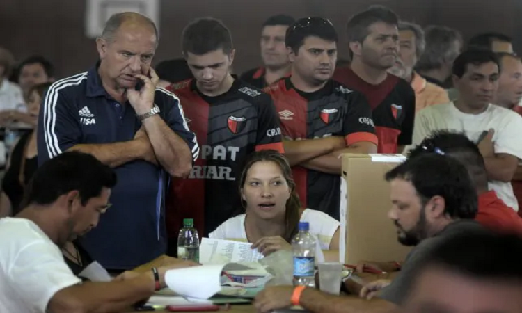 Colón: las elecciones se posponen una semana