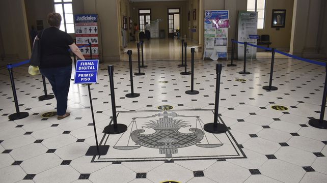 Vuelven al trabajo presencial los empleados judiciales licenciados