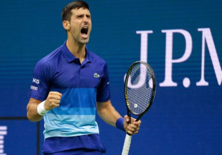 Djokovic venció a Zverev y va por el Grand Slam contra Medvedev