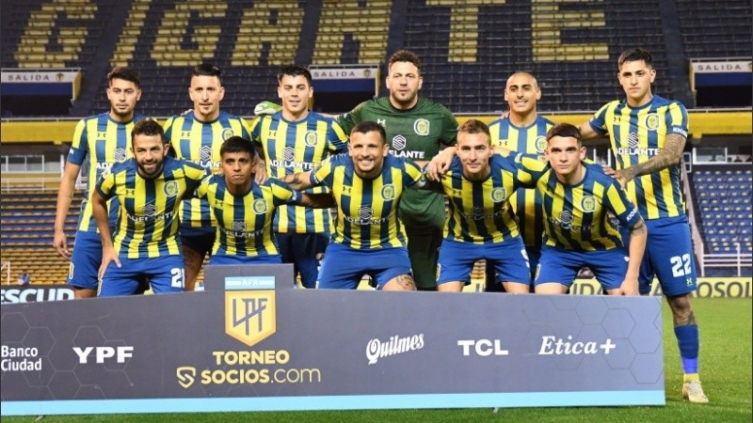 El equipo del Kily González ante Banfield