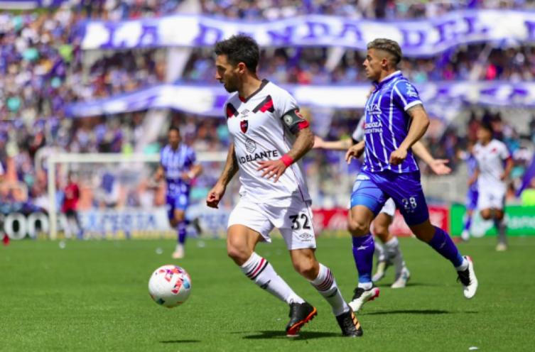 Newells lo tenía, pero Godoy Cruz se lo empató 