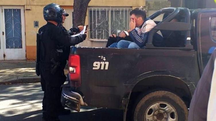 Tres detenidos en Central por agredir a personal de seguridad