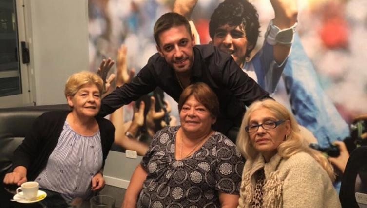 Declaran las tres hermanas de Maradona como testigos en la causa por su muerte