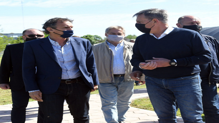 Anuncios para mejorar los accesos viales a Santa Fe 