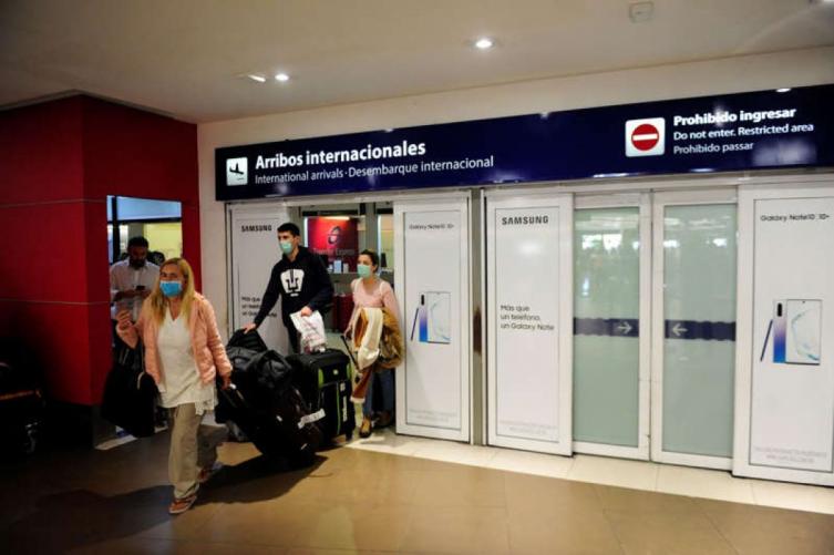 Ya no hay cupo para ingresar al país en avión