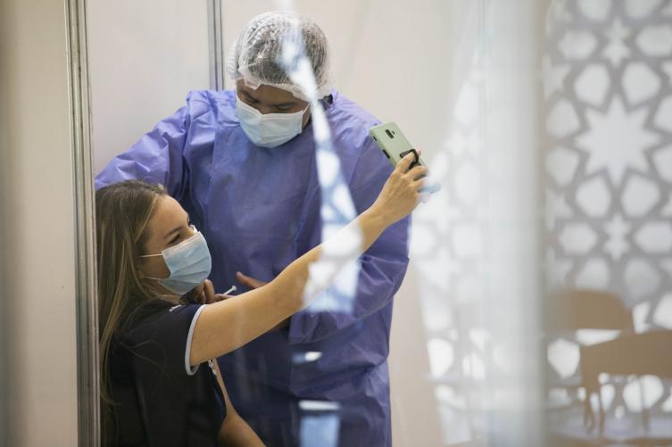 Este lunes todos los adolescentes inscriptos tendrán su primera dosis