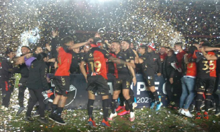 Trofeo de Campeones: Colón jugará la final el 18 de diciembre