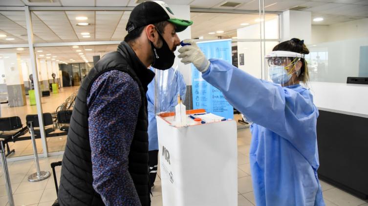 Covid: Protocolos vigentes para viajeros que ingresen a Santa Fe