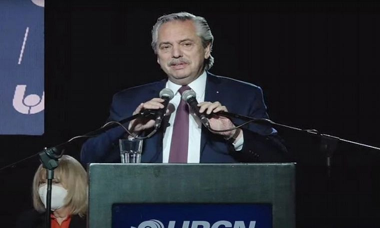 Alberto Fernández: 