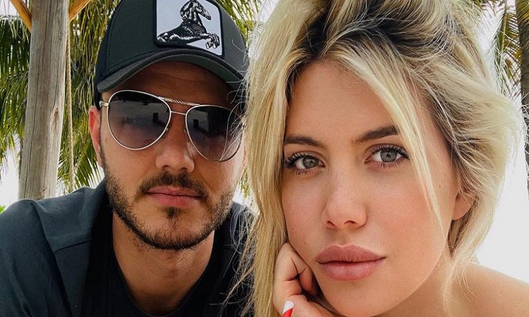 Mauro Icardi publicó una foto familiar junto a Wanda Nara y sus dos hijas