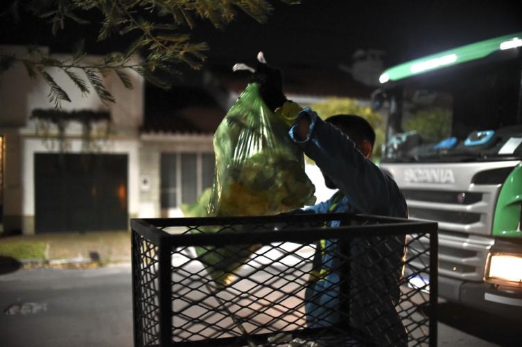 Servicios municipales para el feriado del lunes