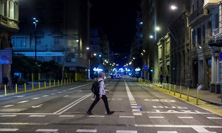 Google:  llegó la función “Calle Iluminada” para caminar seguro de noche