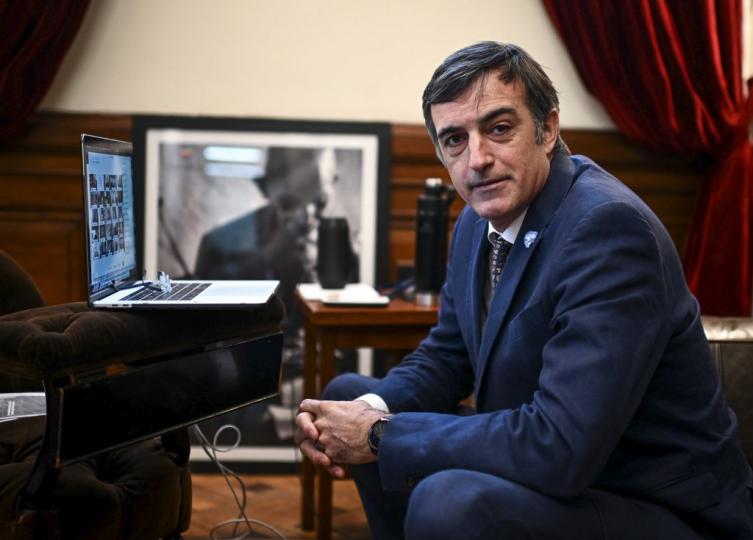 Esteban Bullrich confirmó que renuncia a su banca en el Senado 