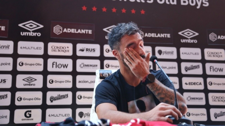 Scocco se despidió en el Coloso