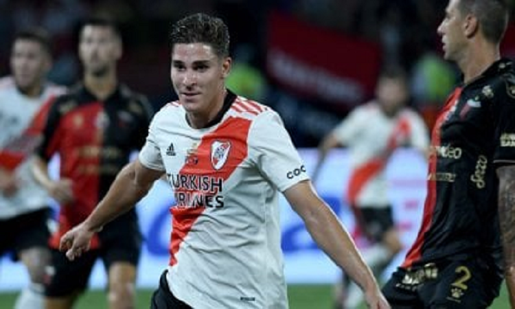 Los jugadores de Colón no estuvieron a la altura y fueron goleados por River