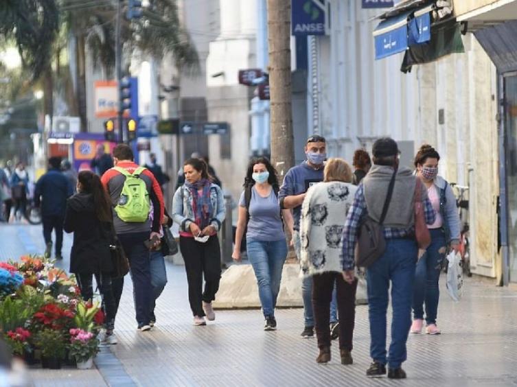 Santa Fe: 737 nuevos casos confirmados