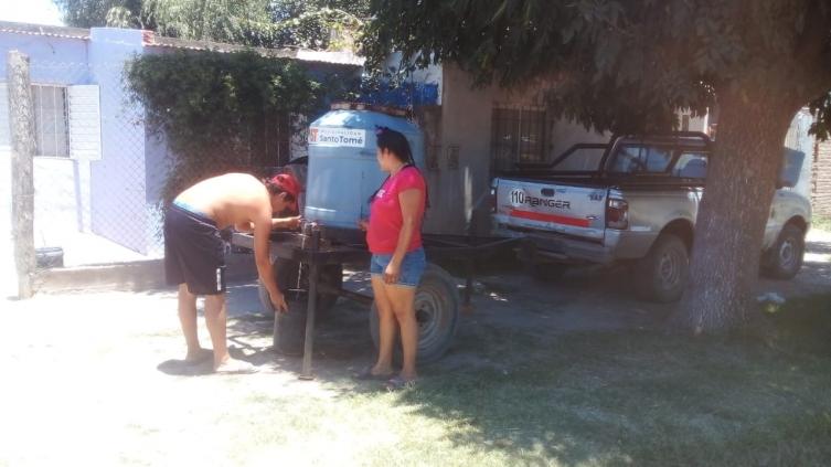 La municipalidad instaló un tanque de agua potable en Las Vegas