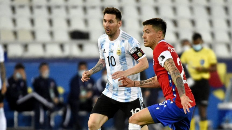 Chile dice que tendrá público ante Argentina, a pesar de la sanción de la FIFA
