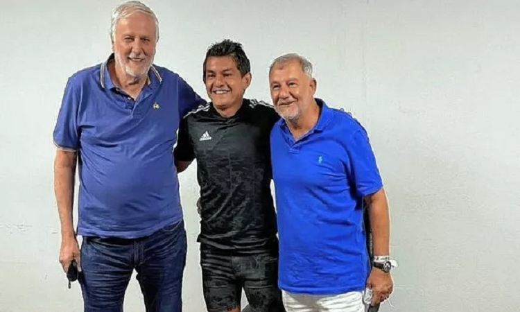 Pulga Rodríguez es nuevamente jugador de Colón