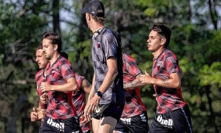 Colón entrena con miras al próximo amistoso