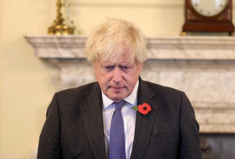 Boris Johnson se disculpó por asistir a una fiesta en pleno confinamiento