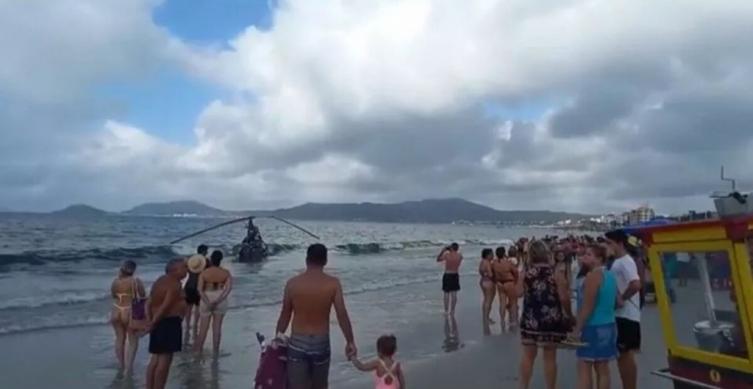 Florianópolis: un helicóptero se estrelló en una de las playas