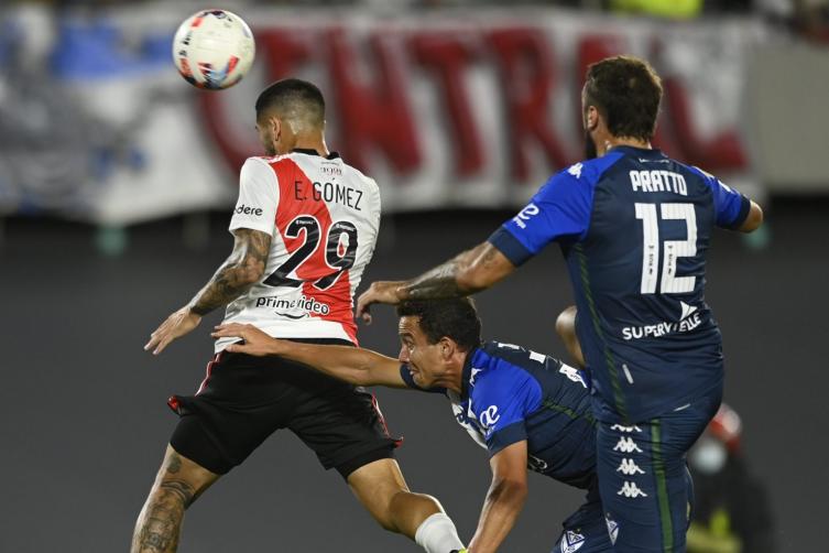 River y Vélez igualaron en el Monumental