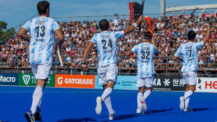 Los Leones vencieron a Inglaterra en el Cenard