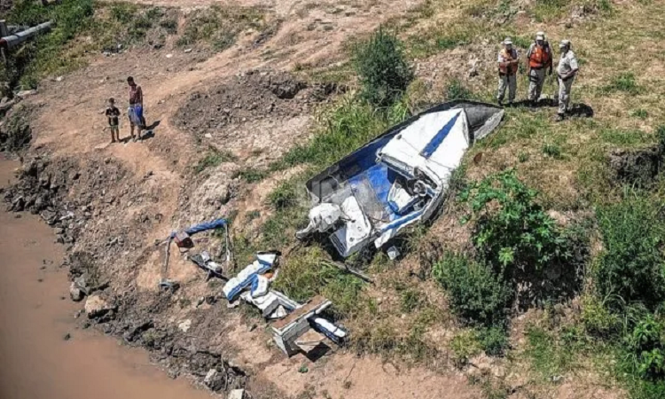 Se busca una persona en el río Paraná 