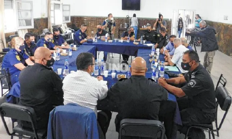 Operativo para Colón en Paraná