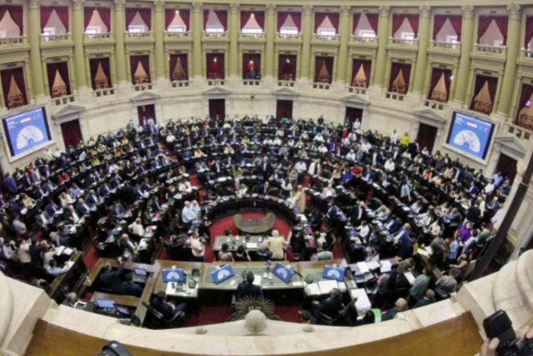 El Gobierno envió finalmente el acuerdo con el FMI a Diputados