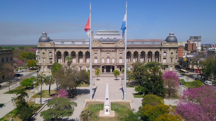 La provincia convoca a los gremios de la administración central 