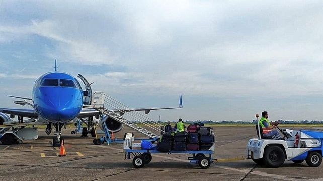 Habrá seis vuelos semanales a Buenos Aires desde Sauce Viejo