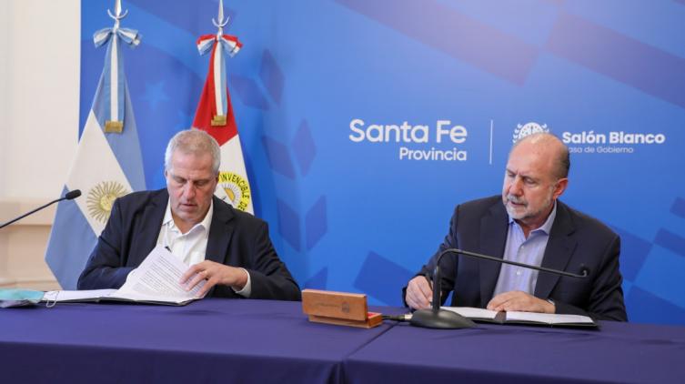 Firma de convenio para la construcción de 11 escuelas técnicas