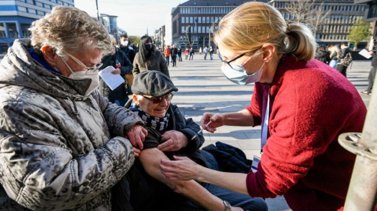 Alemania superó los 20 millones de casos de Covid-19 en plena ola de contagios