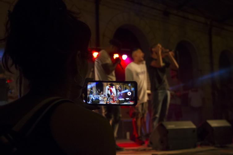 La Municipalidad convoca artistas para participar de la programación cultural