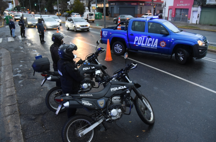 La policía secuestró 16 motocicletas durante la madrugada
