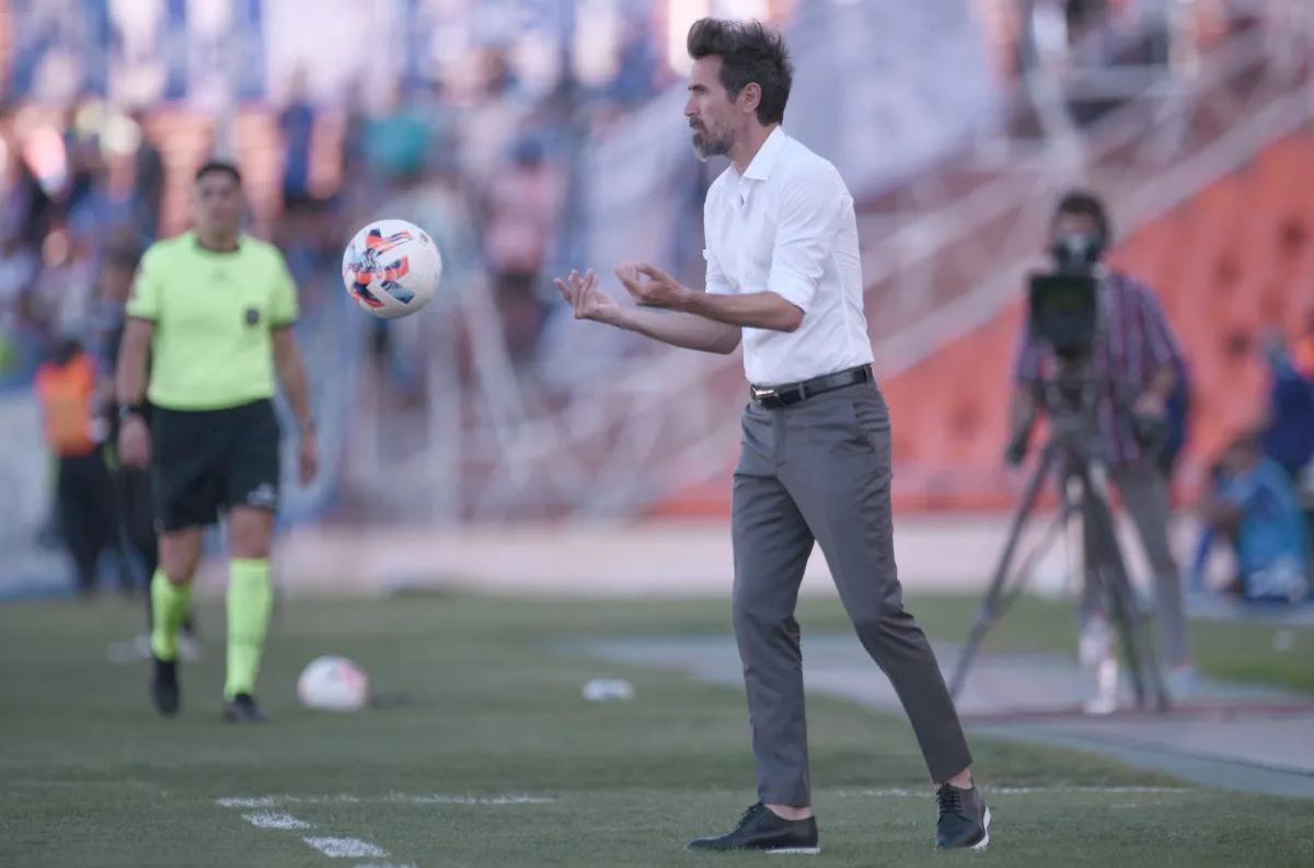 Eduardo Domínguez habló del recibimiento de Colón