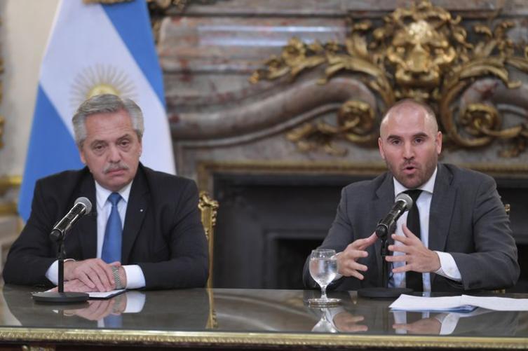 Anunciaron bonos para trabajadores no registrados y jubilados