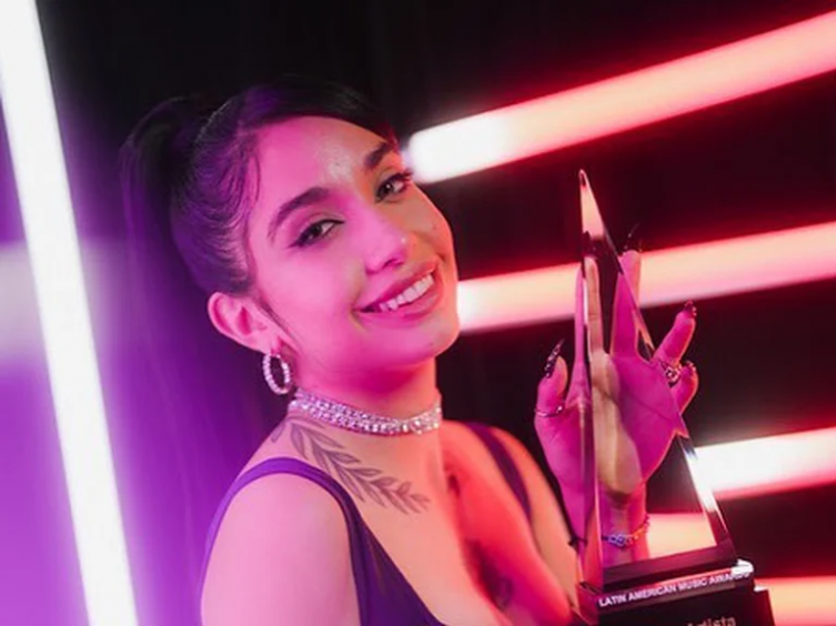 Latin American Music Awards 2022: María Becerra es la “Nueva artista del año” 