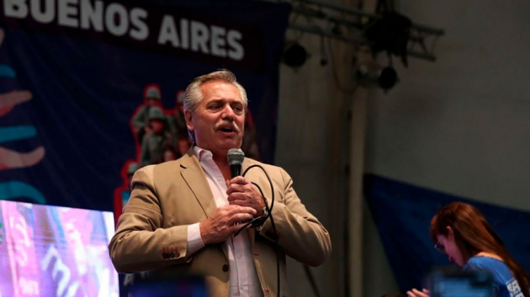 Fernández a favor de que 