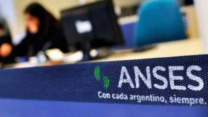 Quiénes y por qué cobrarán el refuerzo de $18.000 de ANSES
